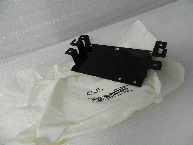 NOS NEW OEM HARLEY ECM TRAY 66231-99A