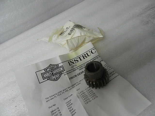 NOS NEW HARLEY PINION GEAR BLUE 24044-78