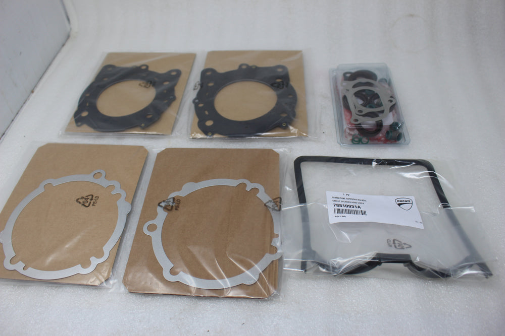 79120521B NEW OEM DUCATI GASKETS SET MONSTER