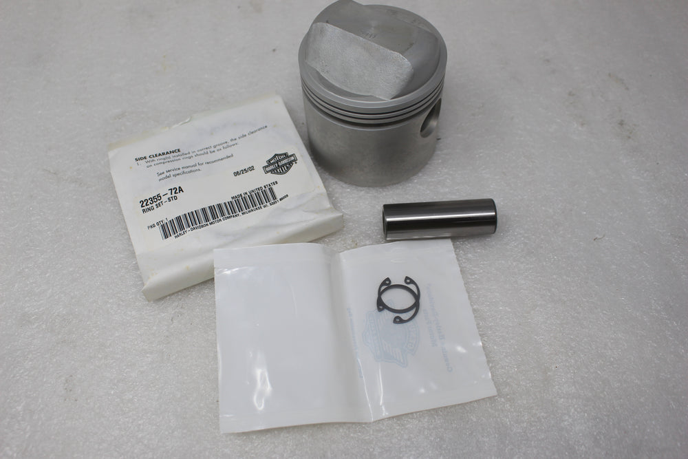 NEW NOS OEM HARLEY PISTON & RING KIT, STD 22251-72TA