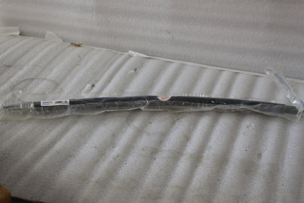 NOS OEM 1991-1993 BUICK TRANSMISSION OIL COOLER HOSE 3532810